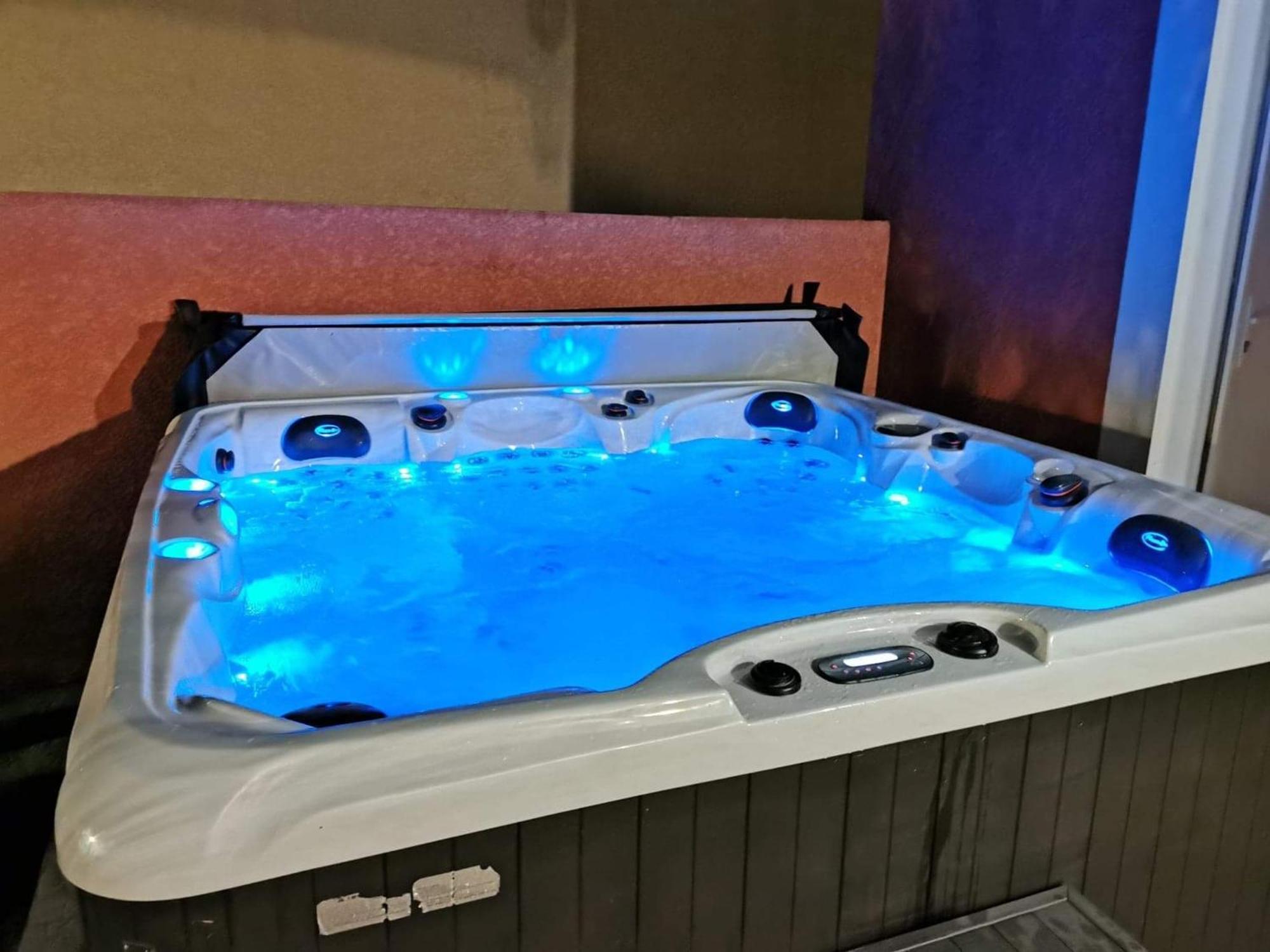 Villa Elegante A Carcassonne Avec Jardin Et Jacuzzi Екстер'єр фото